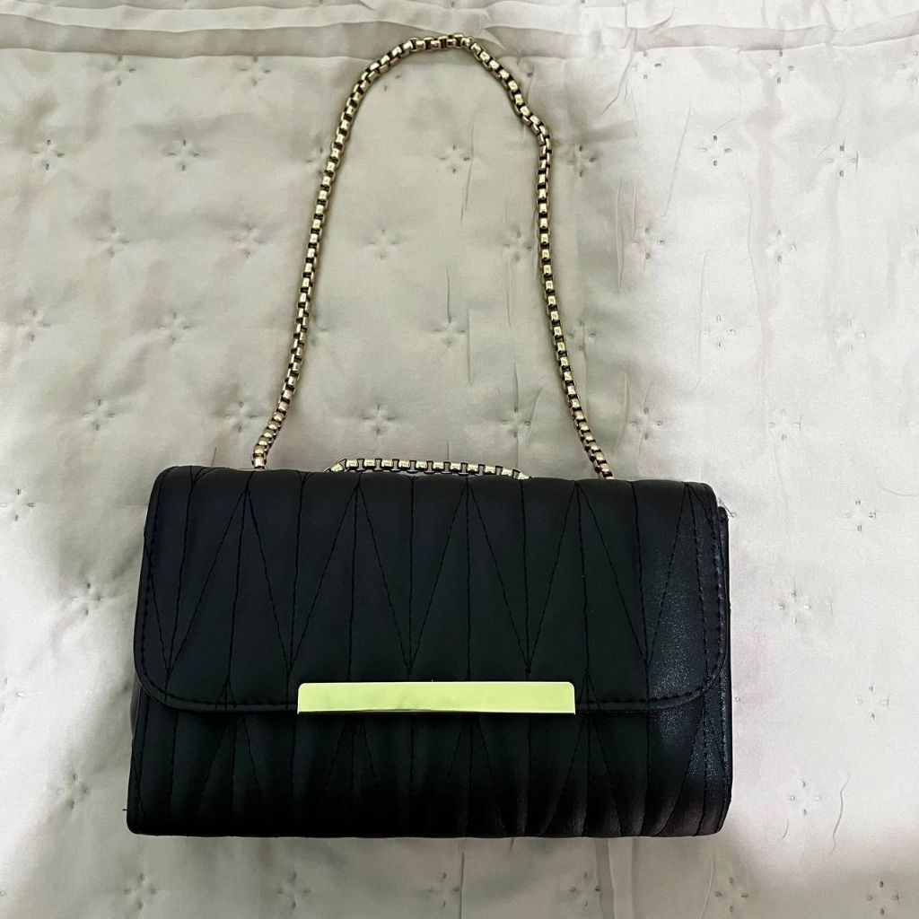 Tas Selempang Bahu Wanita Rantai - Hitam