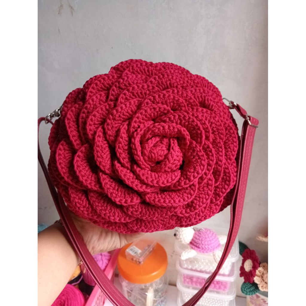 tas rajut mawar