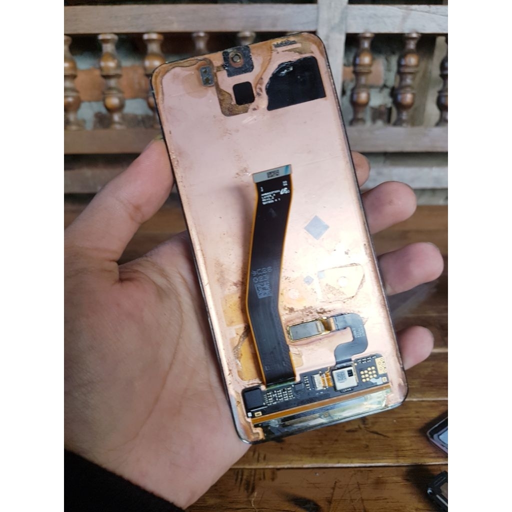 lcd samsung s20 minus mati