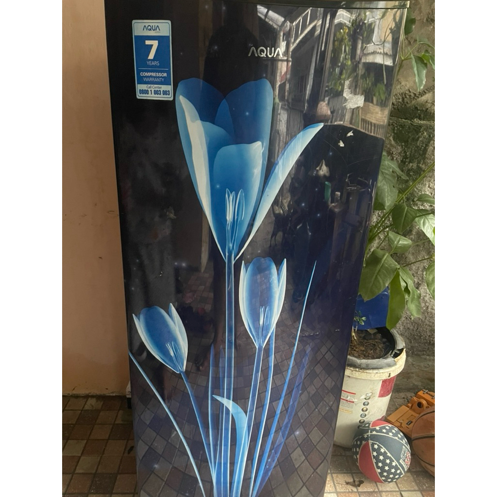 Kulkas Sharp 1 pintu bekas (baca deskripsi)