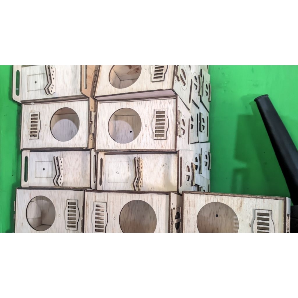 Box Bok line array 2inch Vera