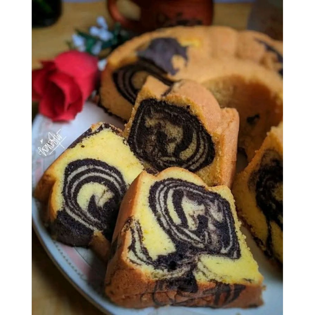 

BOLU MARMER JADUL diameter 20cm