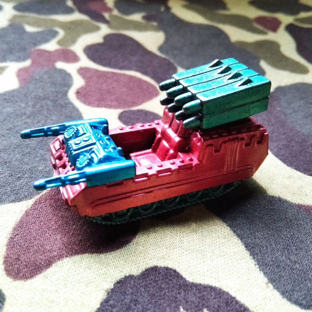 Miniatur Peluncur Roket Meriam Kendaraan Militer Kendaraan Lapis Baja Roket Launcher Mini Rudal Pelu