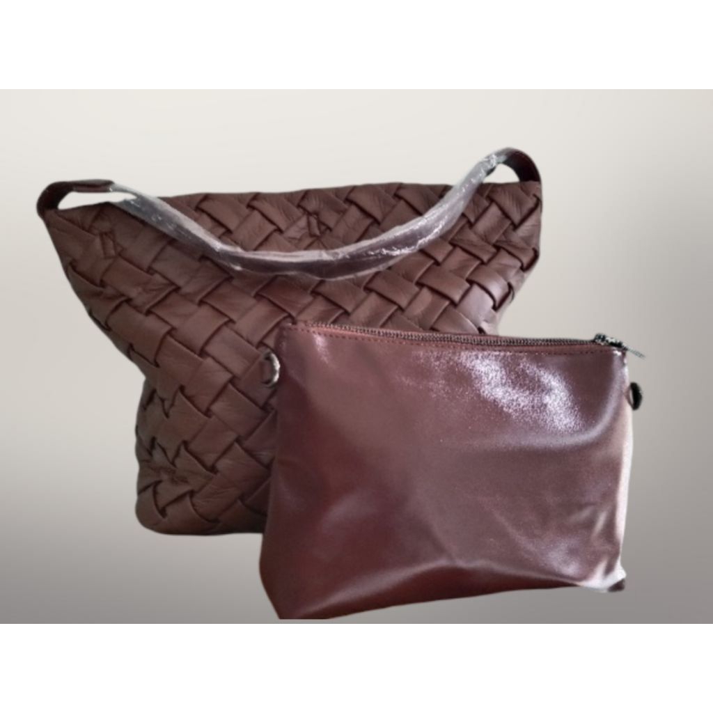 tas selempang anyaman