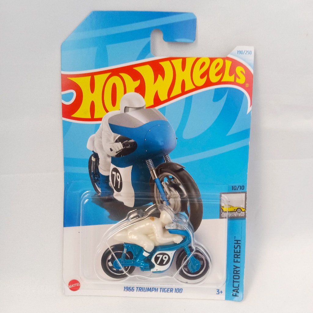 Diecast Hot Wheels 1966 Triumph Tiger 100 Biru – Factory Fresh 10/10 | Miniatur Motor Klasik Skala 1