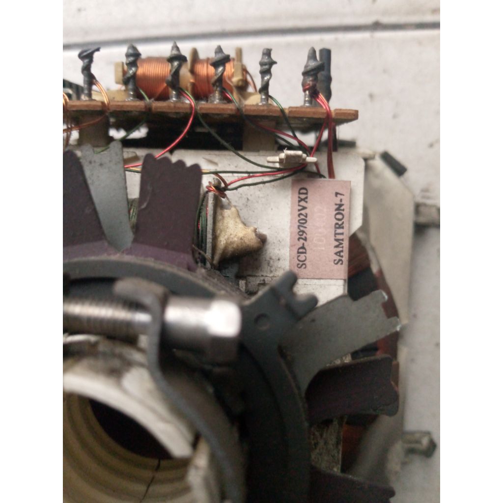 Yoke, konde TV tabung slim 29inc merk Sanyo, Fujitec.