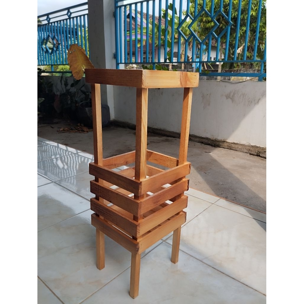 Pot Anggrek Kayu