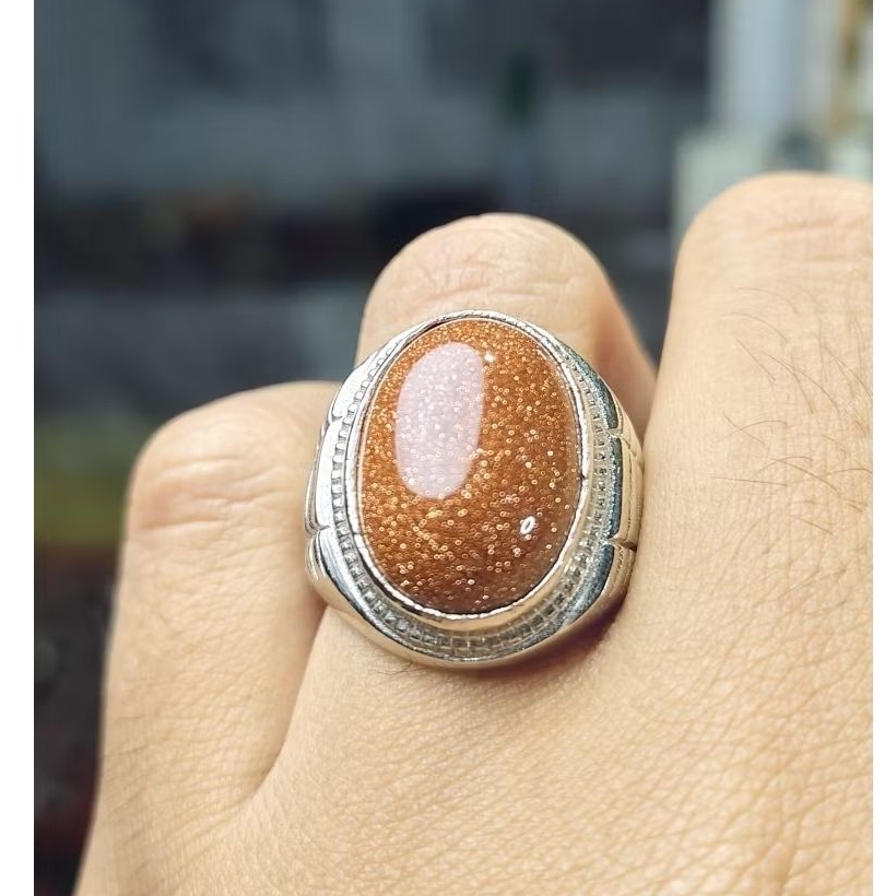 batu cincin pasir emas