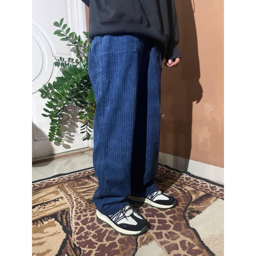 Grove corduroy carpenter pants