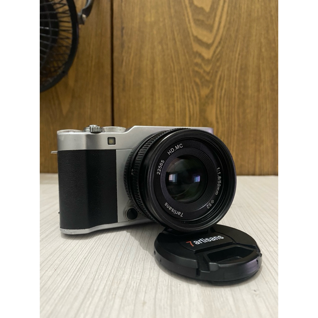 Fujifilm XA-3 + lensa 7Artisan 50mm F1.8