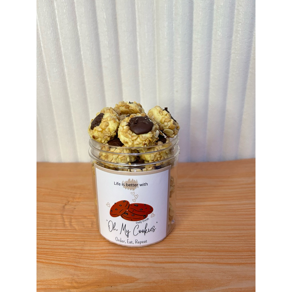 

THUMBPRINT CHOCO PEANUT | 250 gr & 500 gr | Kue Kering Homemade | Kue Kering Cokelat dan taburan kacang