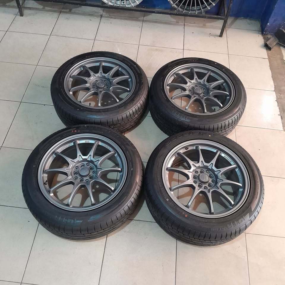 VELG MOBIL RACING HSR BOROKO RING 18 LUBANG BAUT PCD 5X100, 5X114 + BAN PELEK