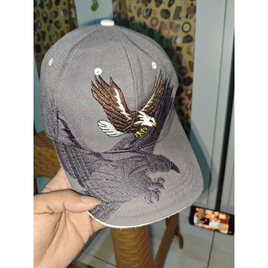 TOPI SUKAJAN EAGLE FULL BORDIR ABU-ABU