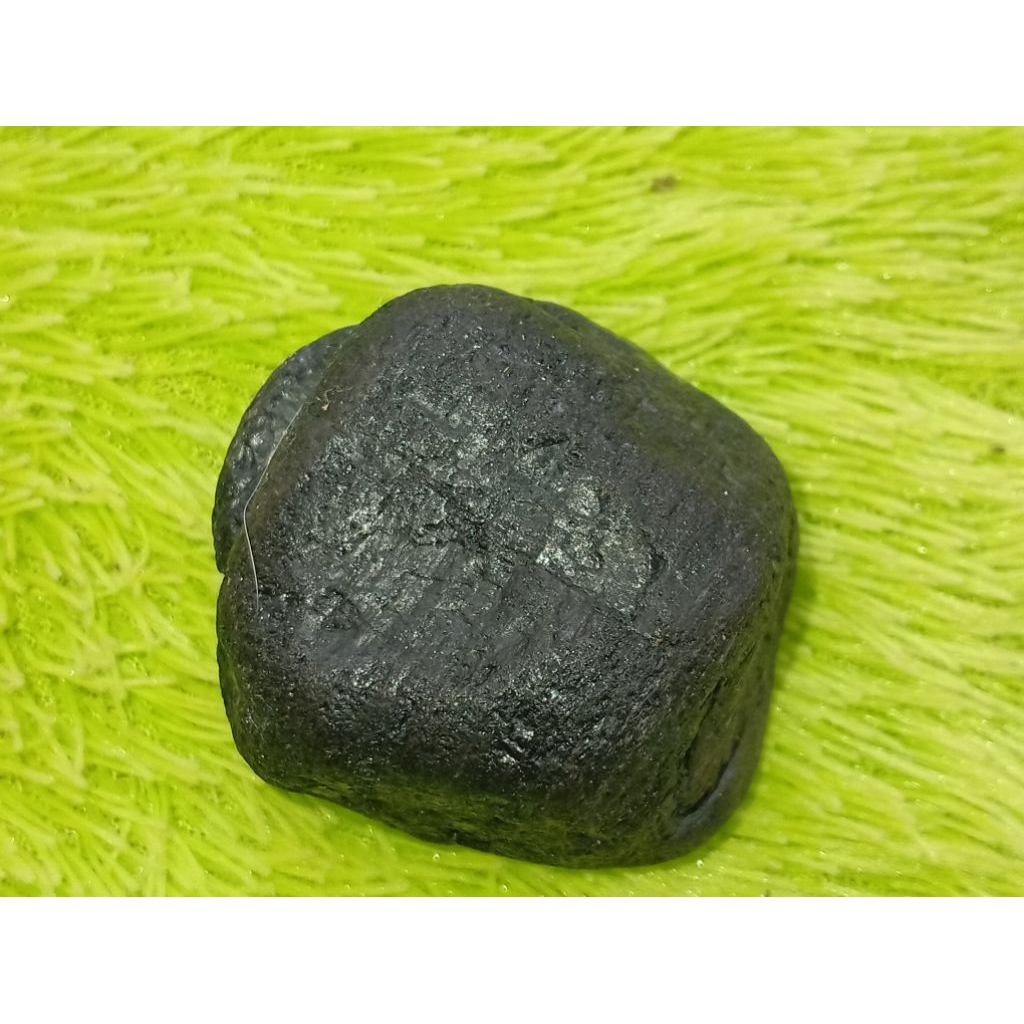 batu kayu dewandaru