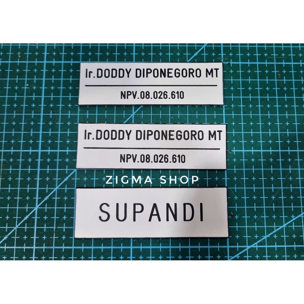 

Name tag dasar putih ( veteran )