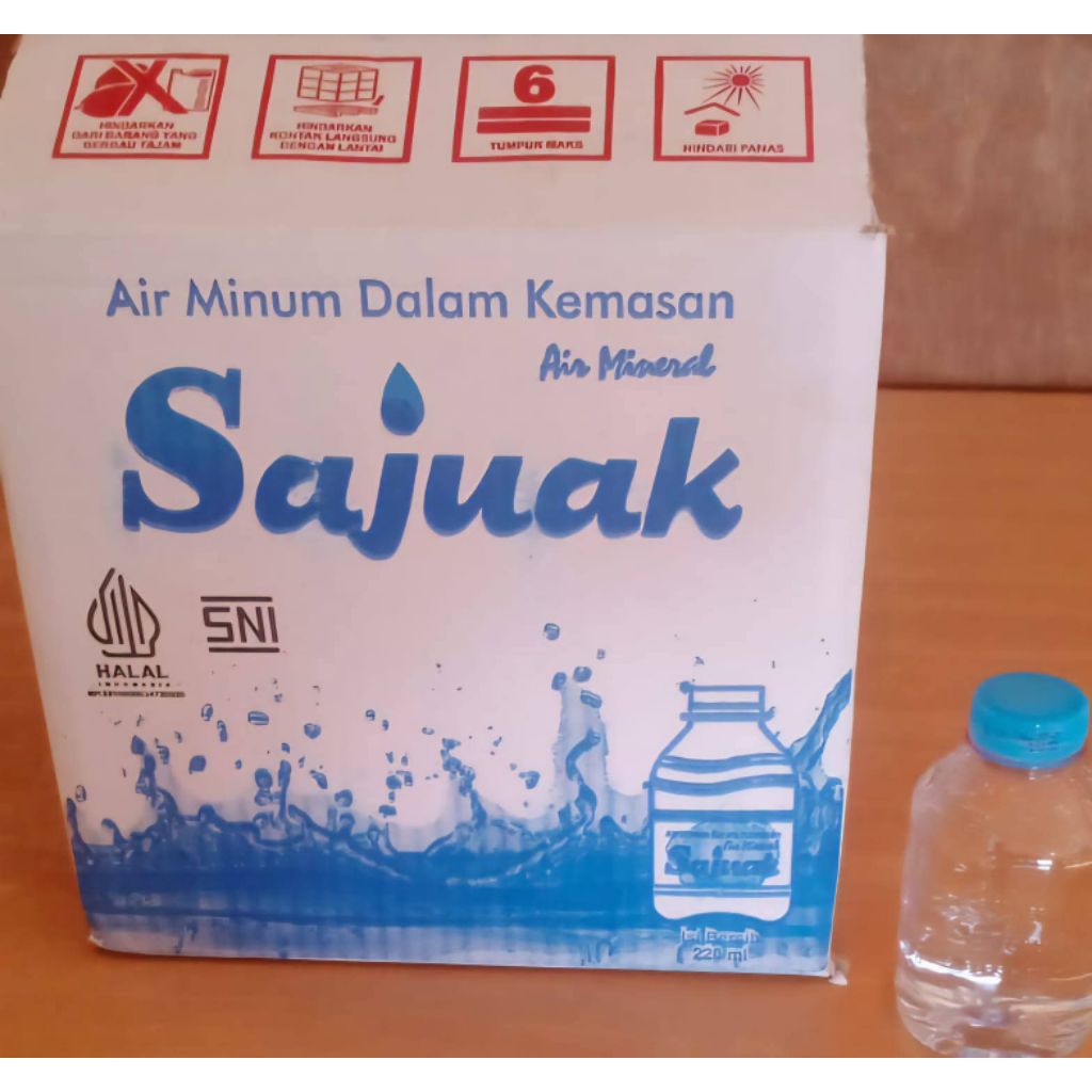 

Air Minum Mineral Sajuak botol 220ml (imut)