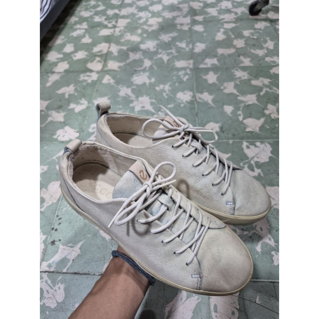 Sepatu Ecco Low Wanita(36)
