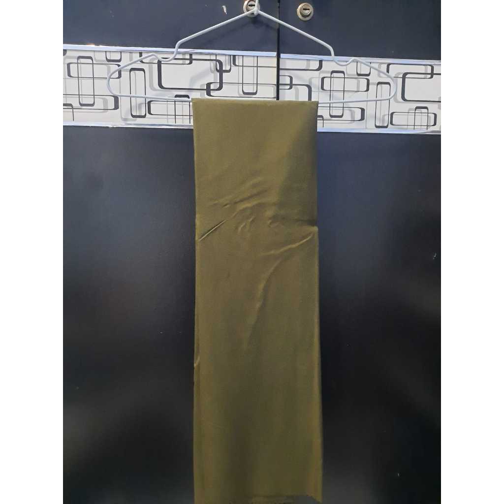 Hijab segi empat umama ori warna hijau olive lasercut