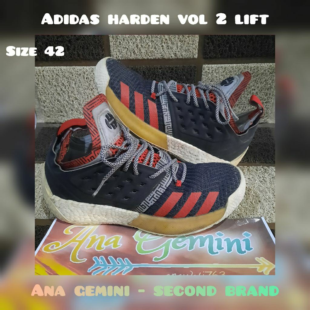 Sepatu Adidas size 42 second/thrift/preloved