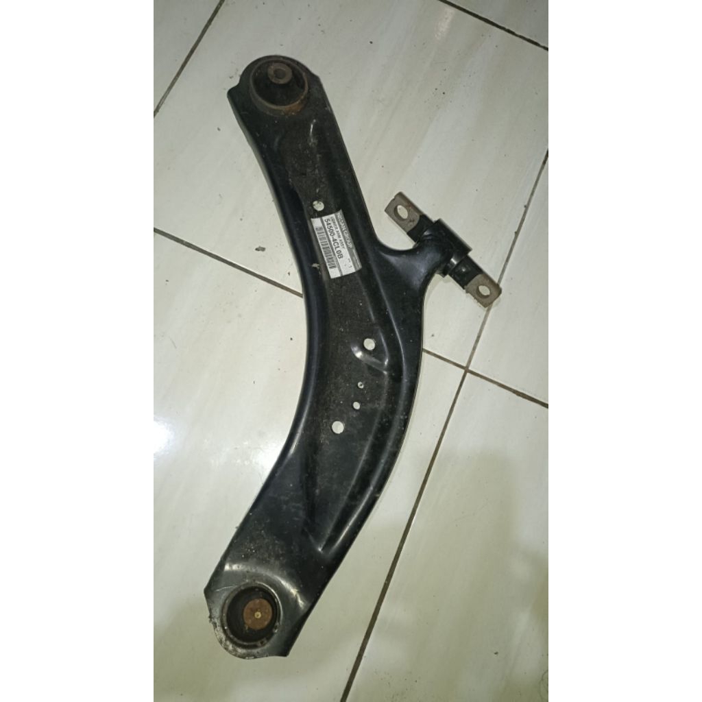 lower arm xtrail T32