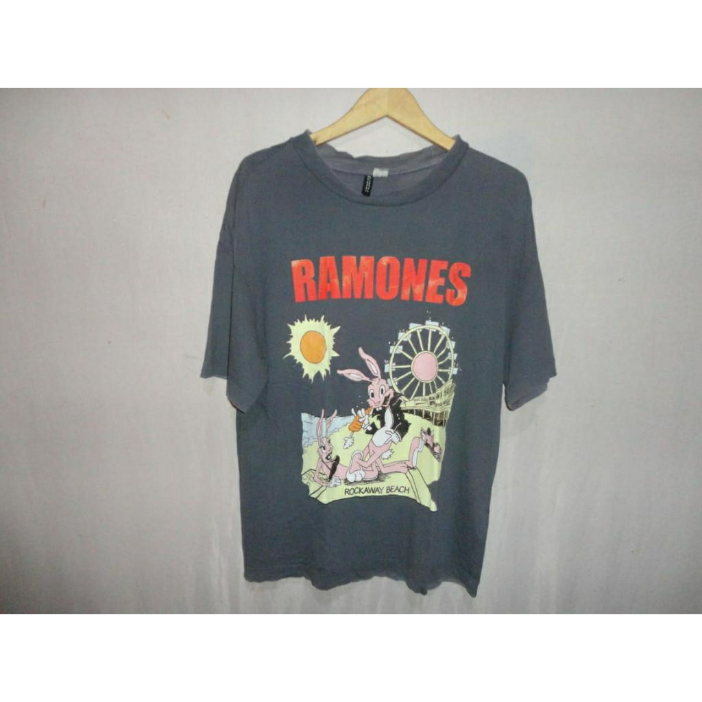 kaos band ramones tag divided h&m second