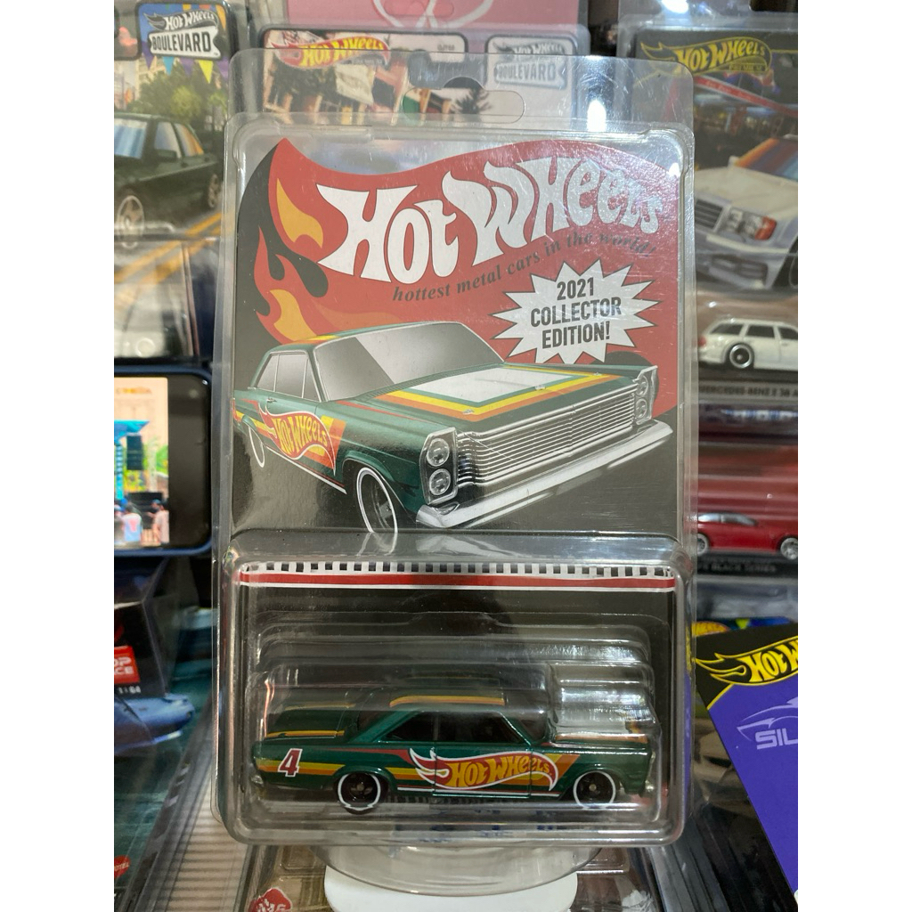 Hot Wheels Regular '65 Ford Galaxie Collector Edition