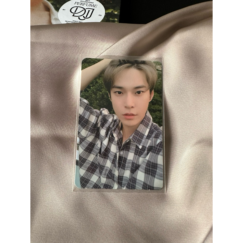 Doyoung photocard resonance future nct 2020 jidat official