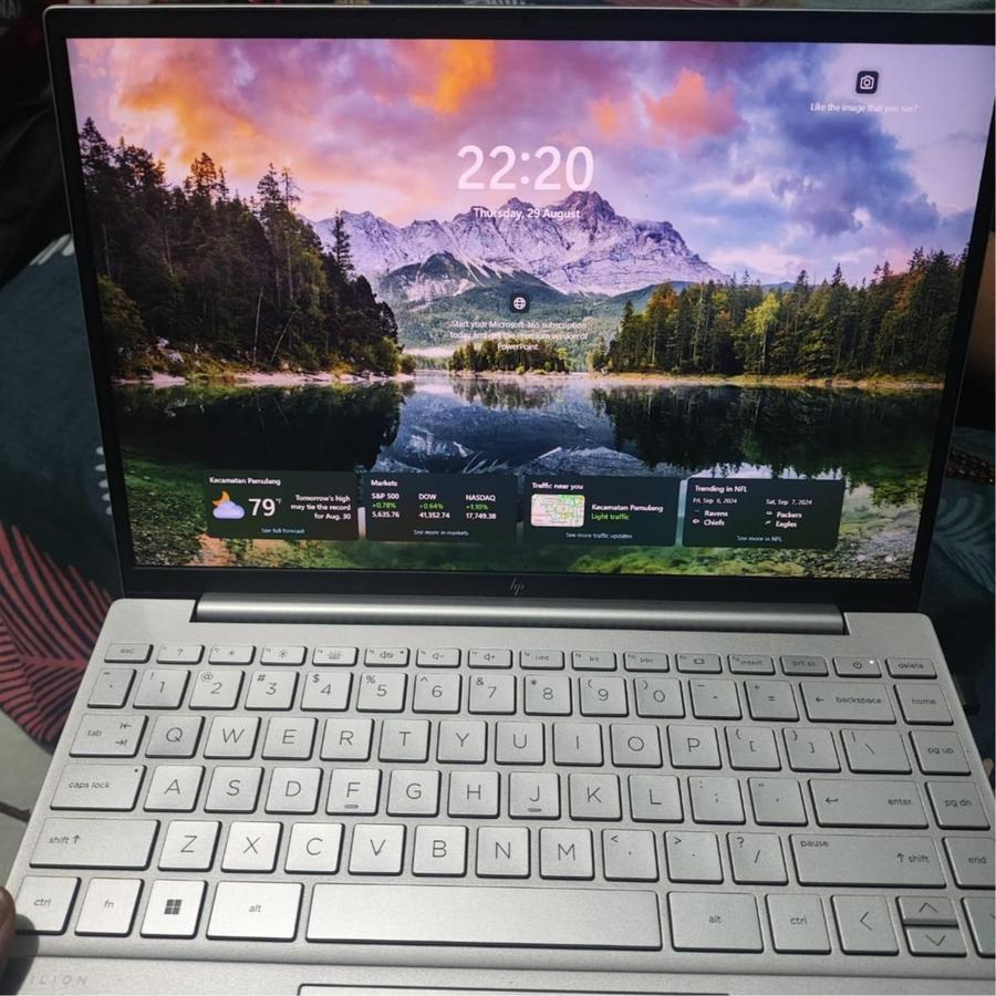 laptop super ringan ngebut | hp pavilion aero 13 Ryzen 7 7735U 16GB 1TB