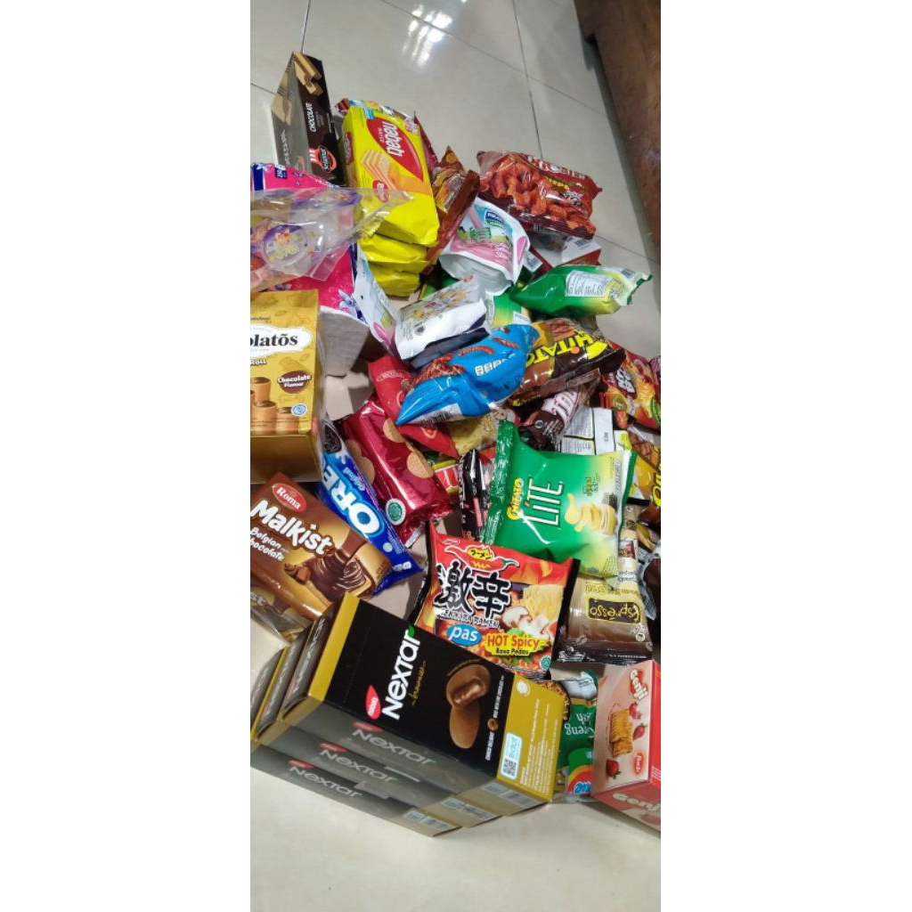 

random snack isi 4 ciki snack 1000 an