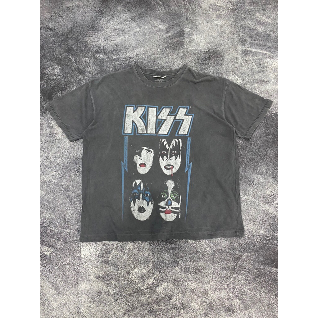 KAOS KISS 2021©️second