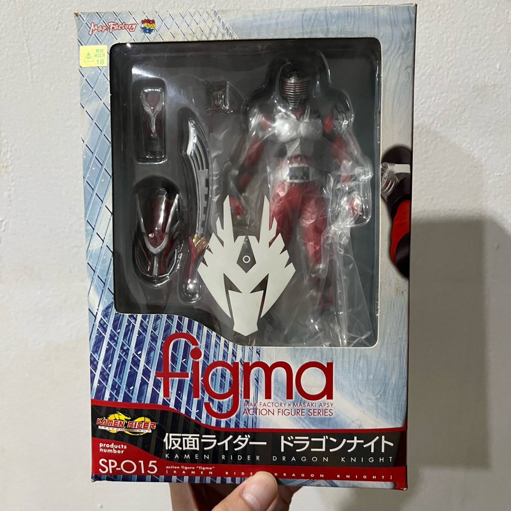 Figma 015 Kamen Rider Ryuki Dragon Knight Mainan Ori
