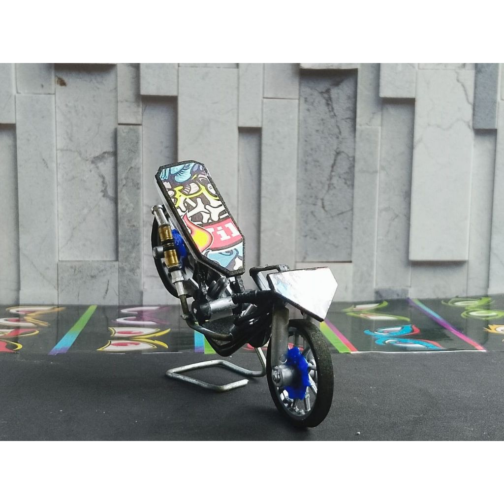 COD terbaru mainan anak miniatur motor modif metic beat