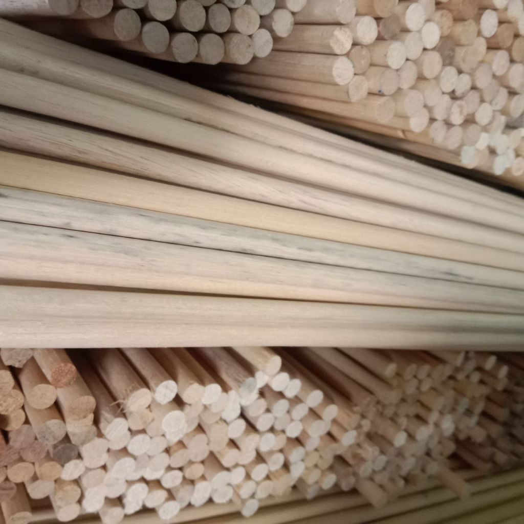 SHAFT RAMIN BLUSTINE