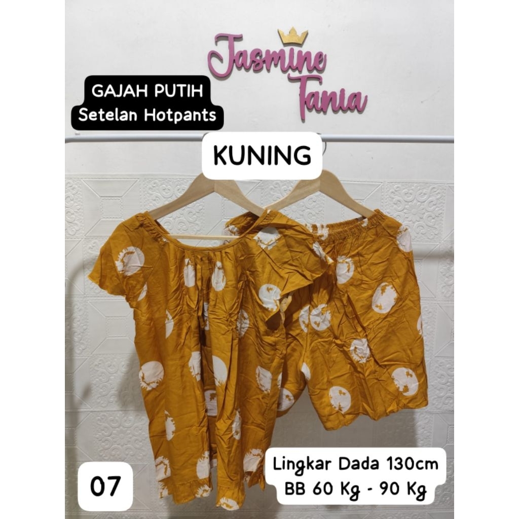 Gajah Putih Setelan Hotpants