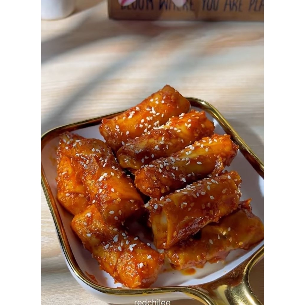 

Lumpia pedas manis.enak halal.bisa langsung di makan