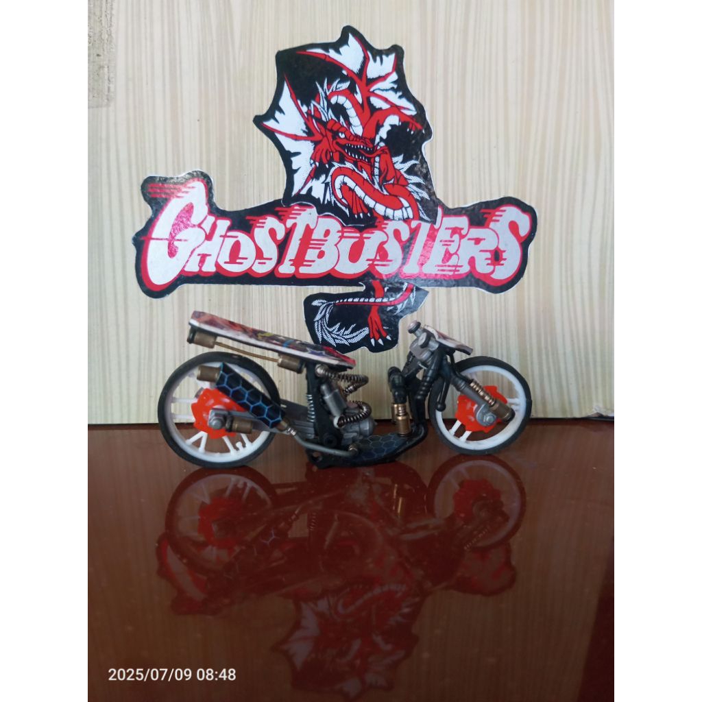 Mainan Miniatur Motor drag