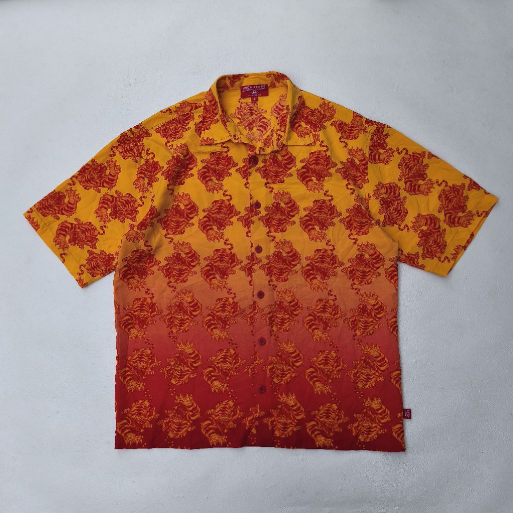 VINTAGE KEMEJA JNCO TIGER GRADATION NOT DOGTOWN EVISU FUBU SOHK SOUTHPOLE KARL KANI PELLE PELLE JOHN