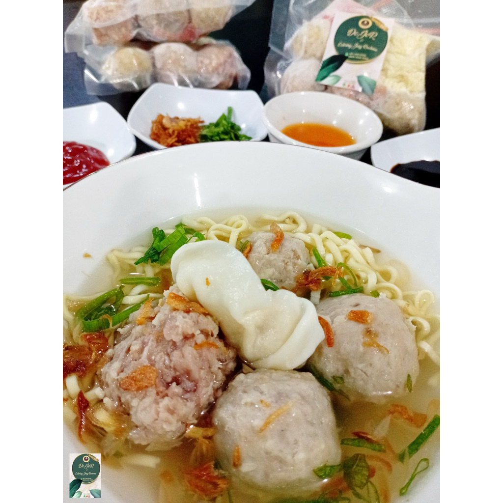 

BAKSO DOUBLE + PANGSIT