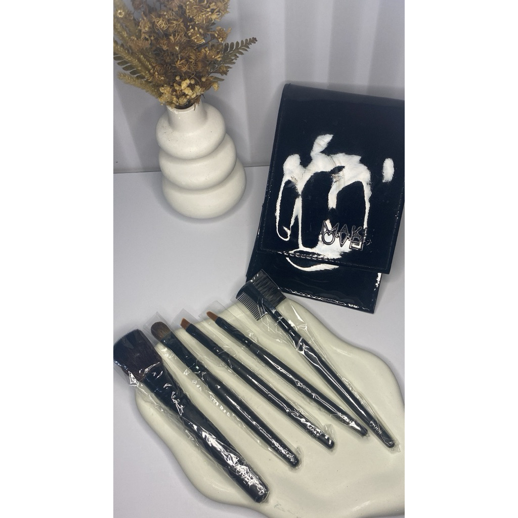Make Over Makeup Brush Set Mini 5in1 + Pouch Lipat Magnet Hitam Elegan | Travel Kit Pemula