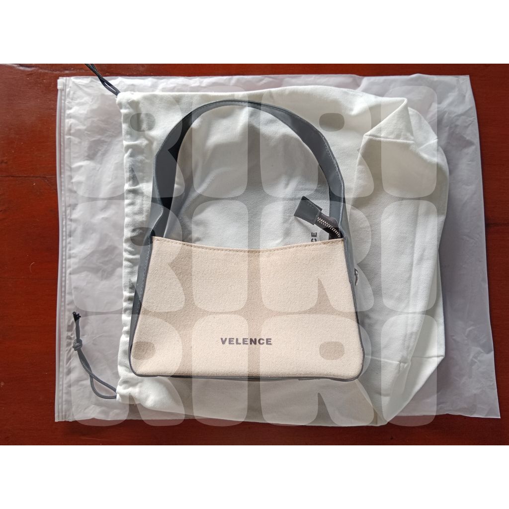 VELENCE WIN METAWIN SHOULDER CANVAS BAG