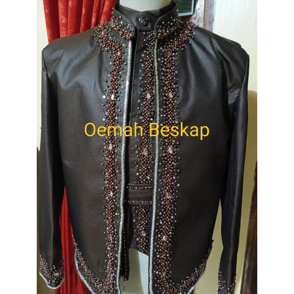 Beskap Solo, Beskap manten, Baju manten, Basofi