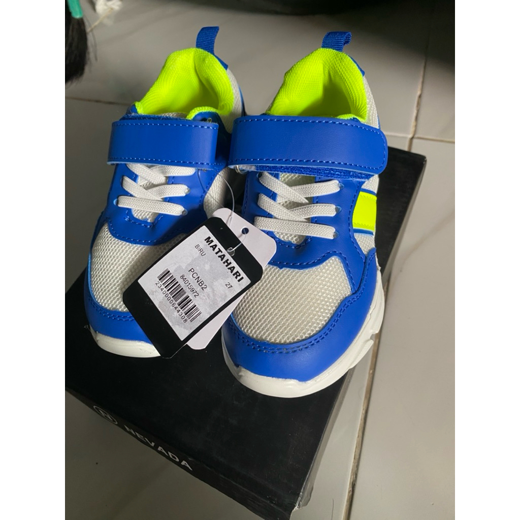 Sepatu anak laki laki nevada