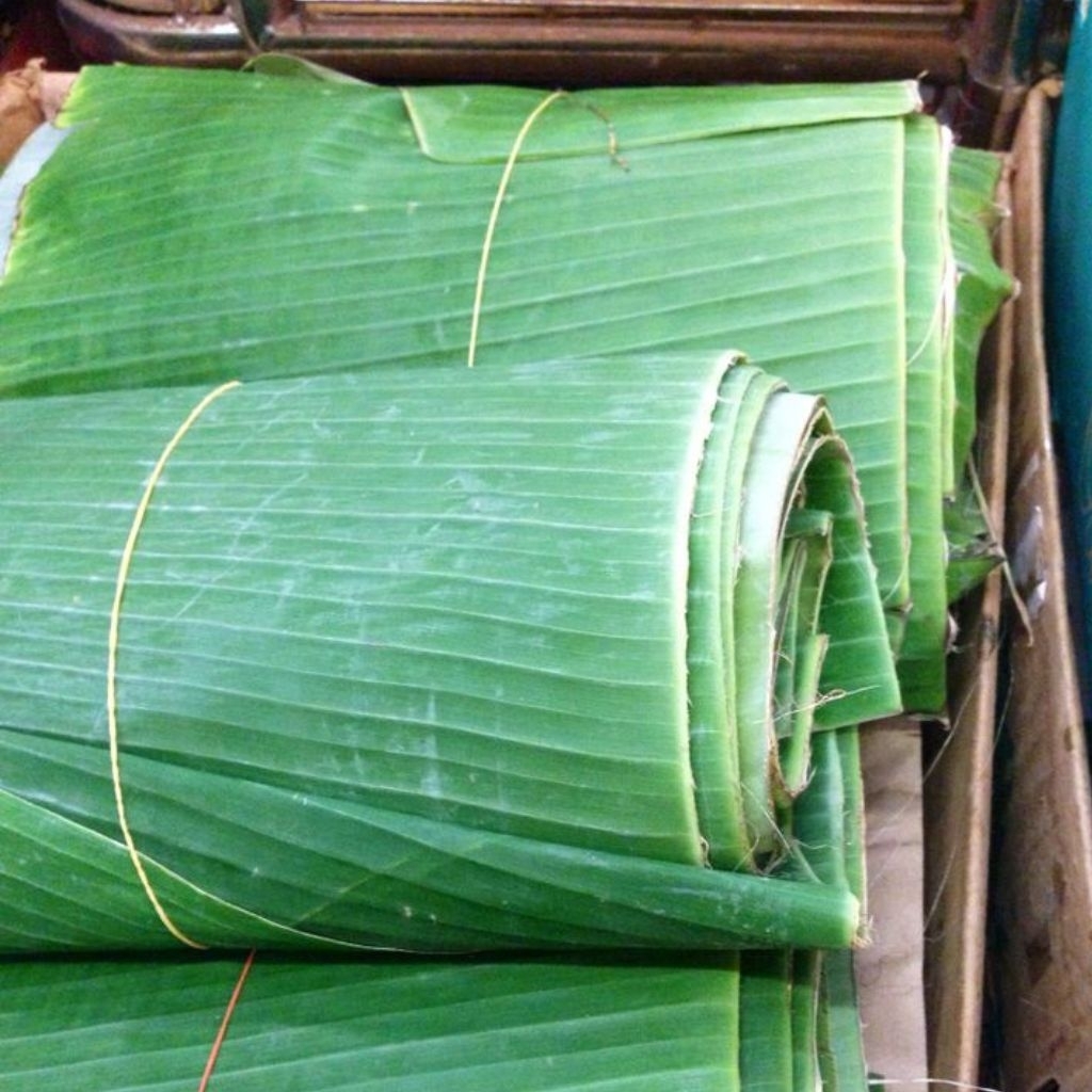 

daun pisang berat 200 gram