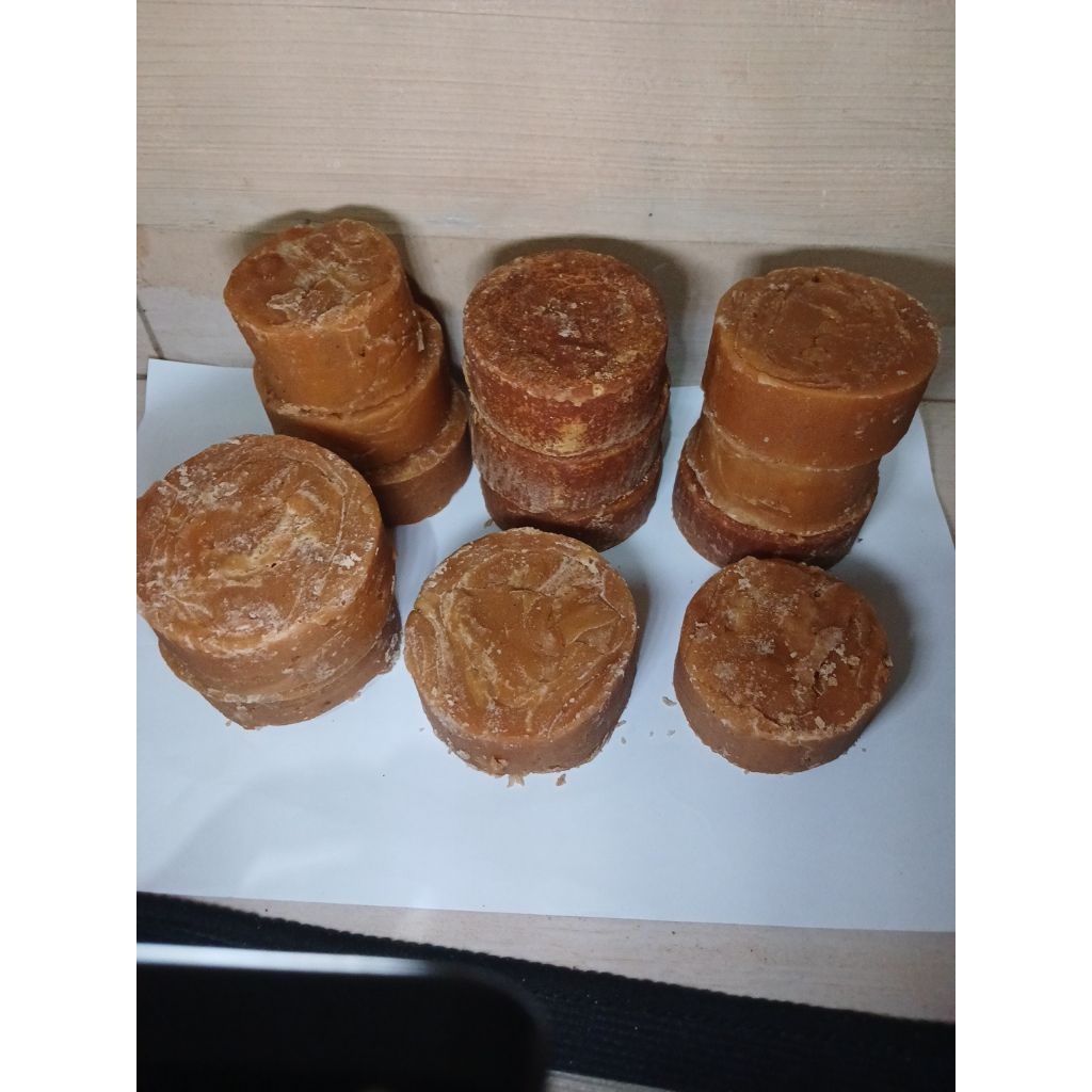 

TERMURAH GULA JAWA GULA MERAH GULA KELAPA GENDIS 500gr Asli manis dan harum alami