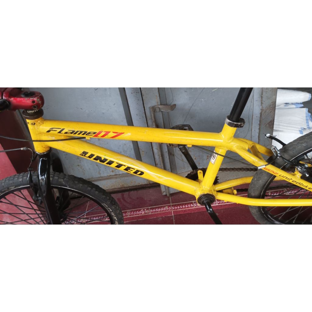 spd bmx 20 united flame7 rangka alumunium