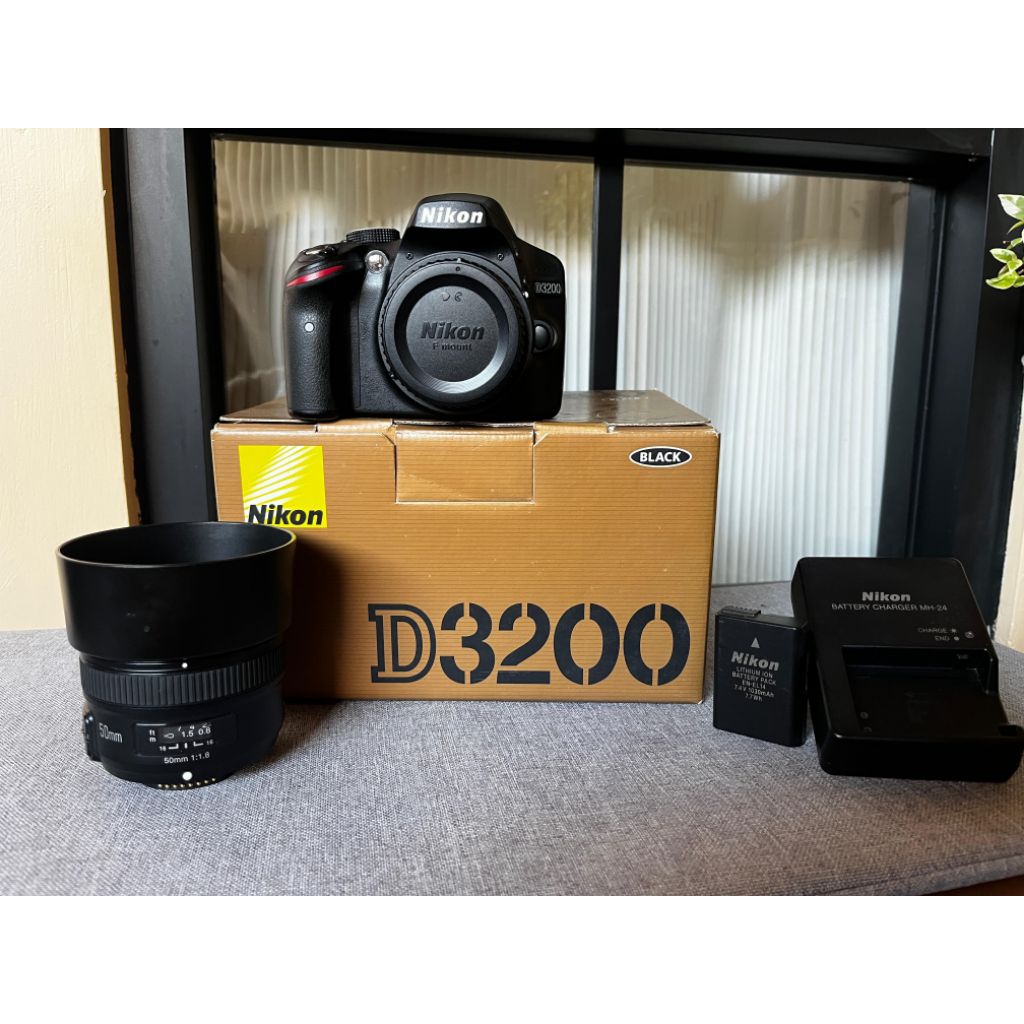Kamera Nikon D3200+Lensa Fix 50mm Second