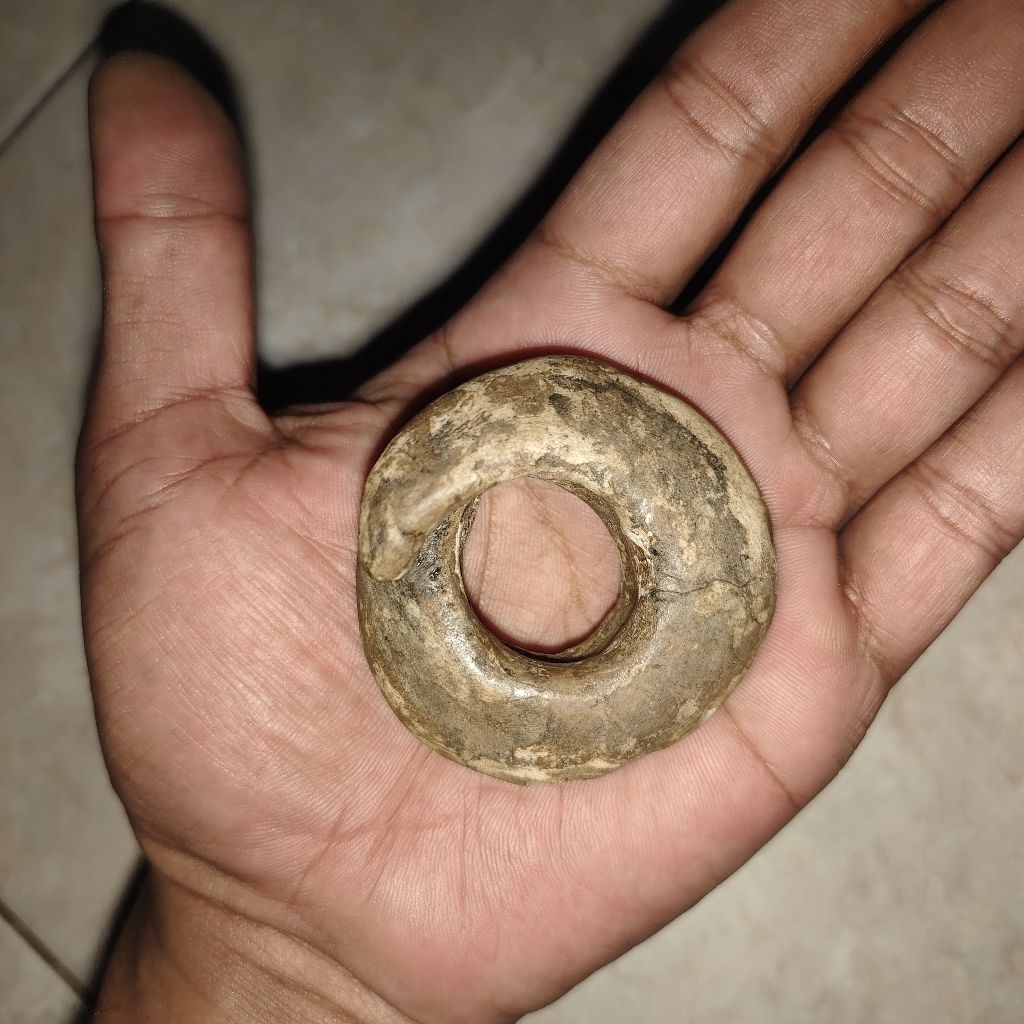 peninggalan barang unik jadul mlngkar antik kuno