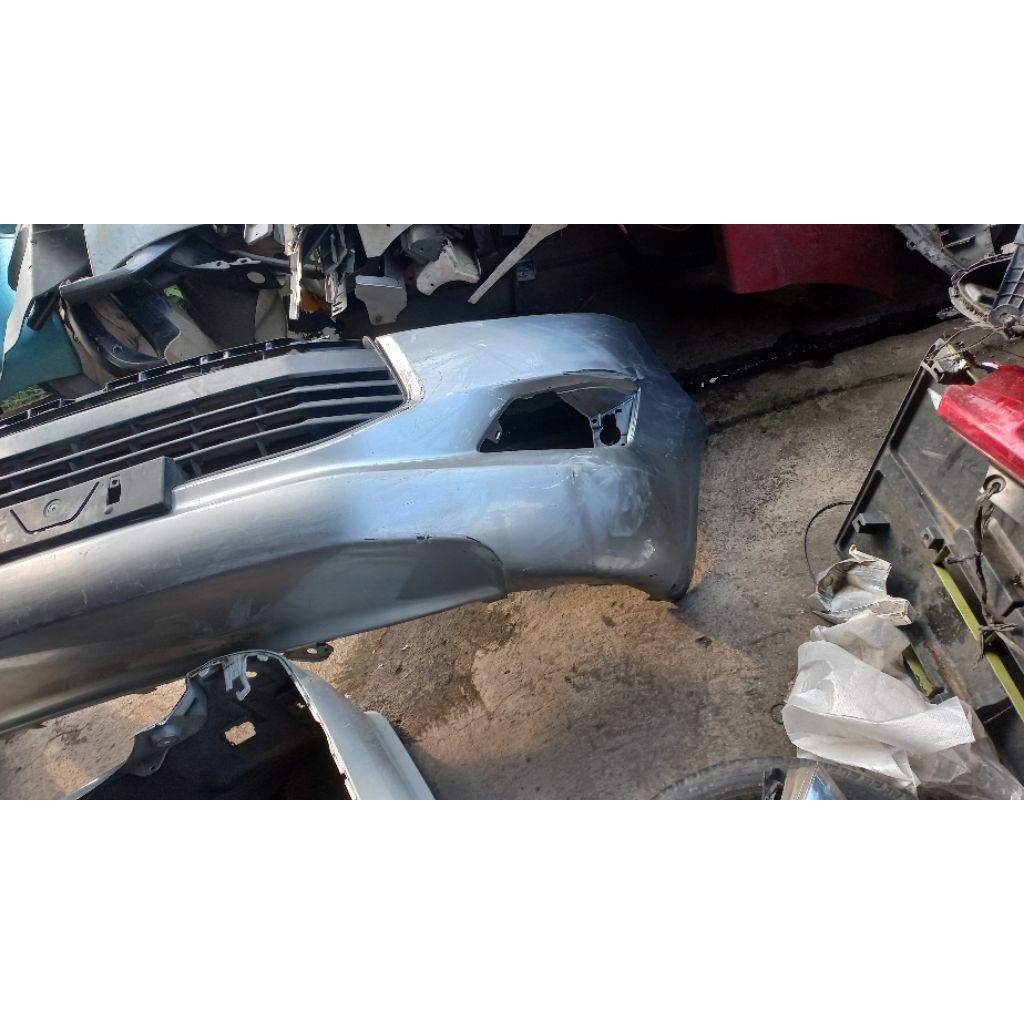 bemper depan toyota innova reborn 2016 2017 original