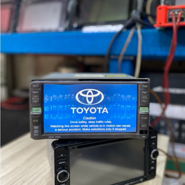 head unit origina toyota fortuner th 2010