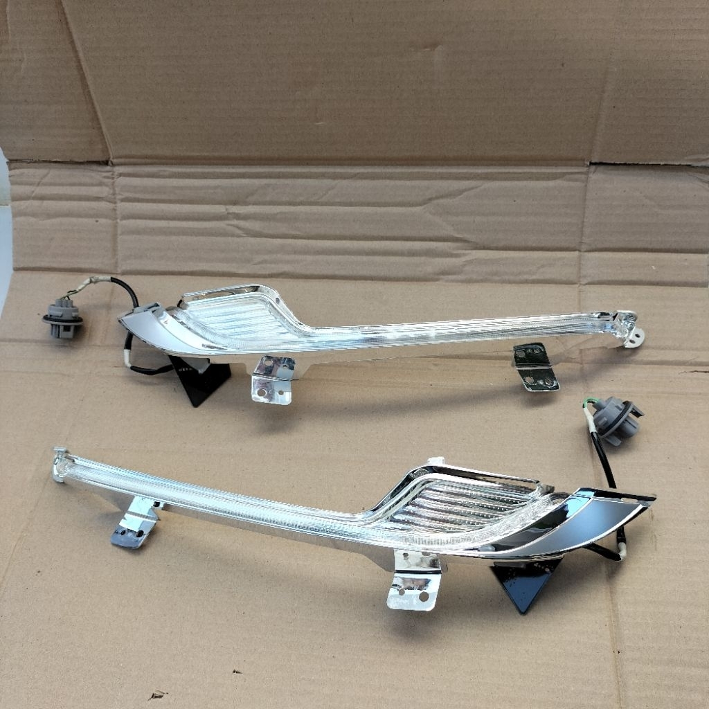 DRL lampu depan mobilio/brio 1 set kanan/kiri(R/L) tahun 2017-2022